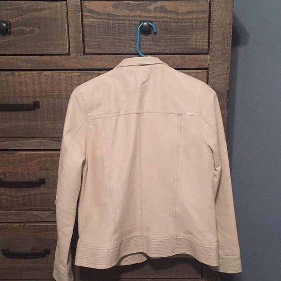 Leather jacket - Picture 2 of 3